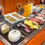Ibis Styles Centre 3*