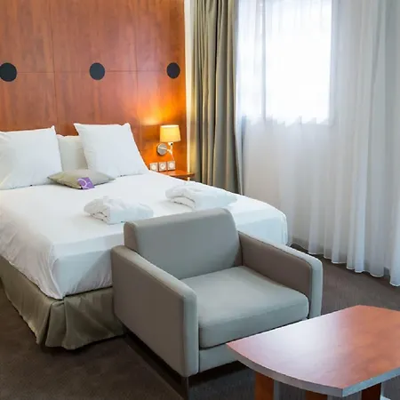 Ibis Styles Centre 호텔 3*
