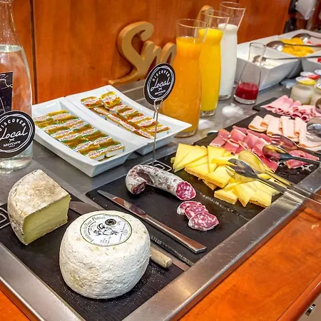 Ibis Styles Centre 3*