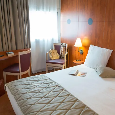 فندق Ibis Styles Centre بزييه