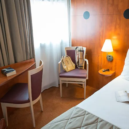 Ibis Styles Centre 3*