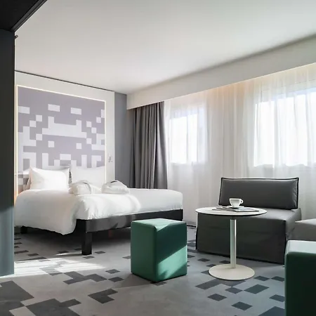 Ibis Styles Centre بزييه