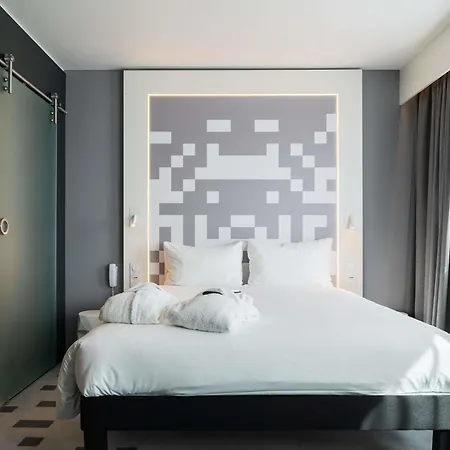 Ibis Styles Centre 3*