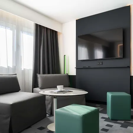 Ibis Styles Centre 3*