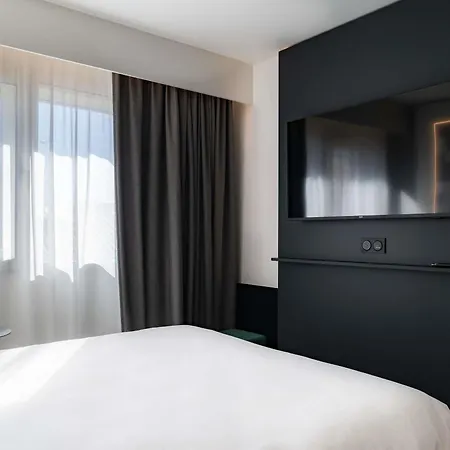 Ibis Styles Centre فندق 3*