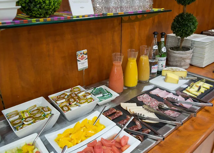 Ibis Styles Centre Hotel 3*