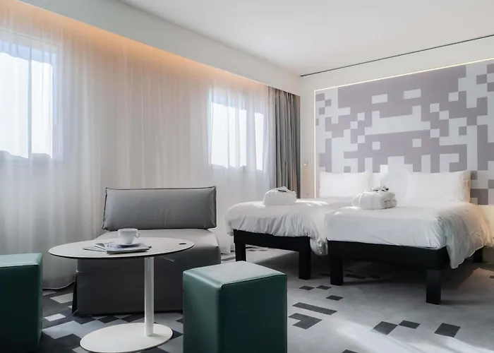 Ibis Styles Centre Hotel 3*